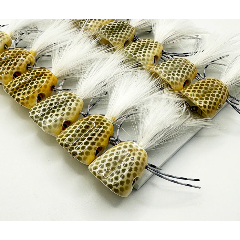 Surface Seducer® Double Barrel™ Bass Bug popper Tan & White #2 (Limited Edition)